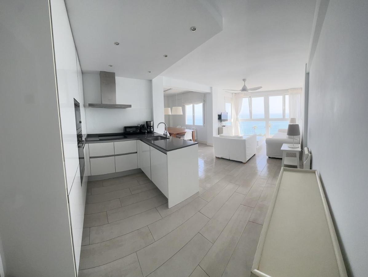 Piso A 50 M Del Mar - Mejores Vistas De Torre Del Mar Eksteriør bilde